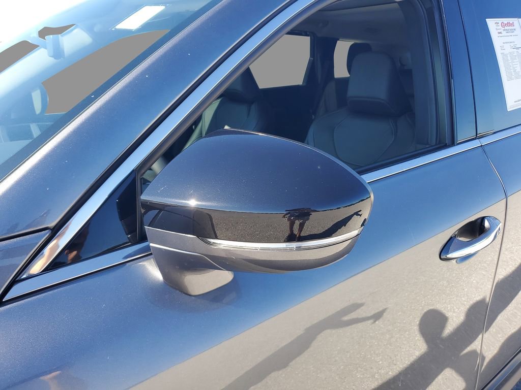 Used 2024 INFINITI QX60 Luxe w/ Performance Audio Package image 11