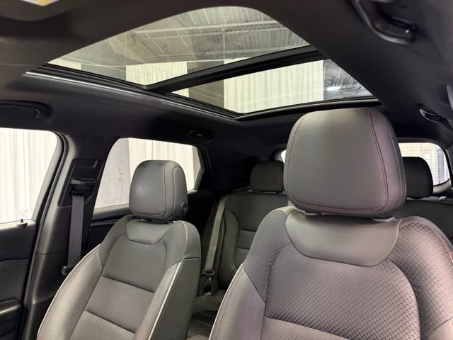 Used 2022 Chevrolet TrailBlazer RS w/ Sun and Liftgate Package AWD/4WD image 6