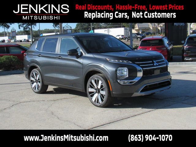 New 2025 Mitsubishi Outlander SE
