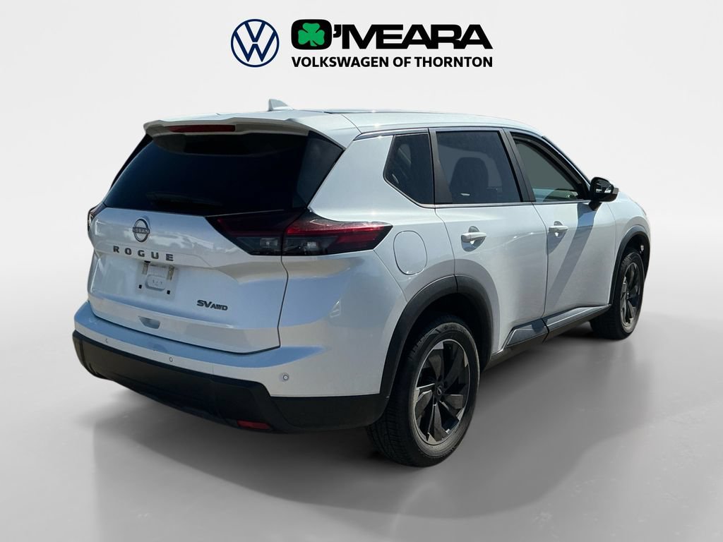 Used 2024 Nissan Rogue SV AWD/4WD image 5