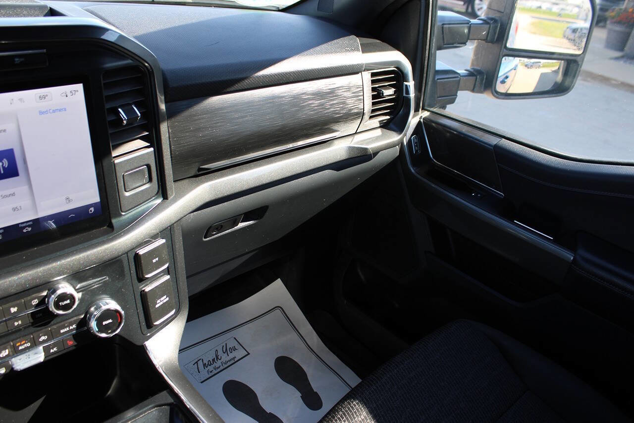 Used 2022 Ford F150 XLT w/ Equipment Group 302A High image 18