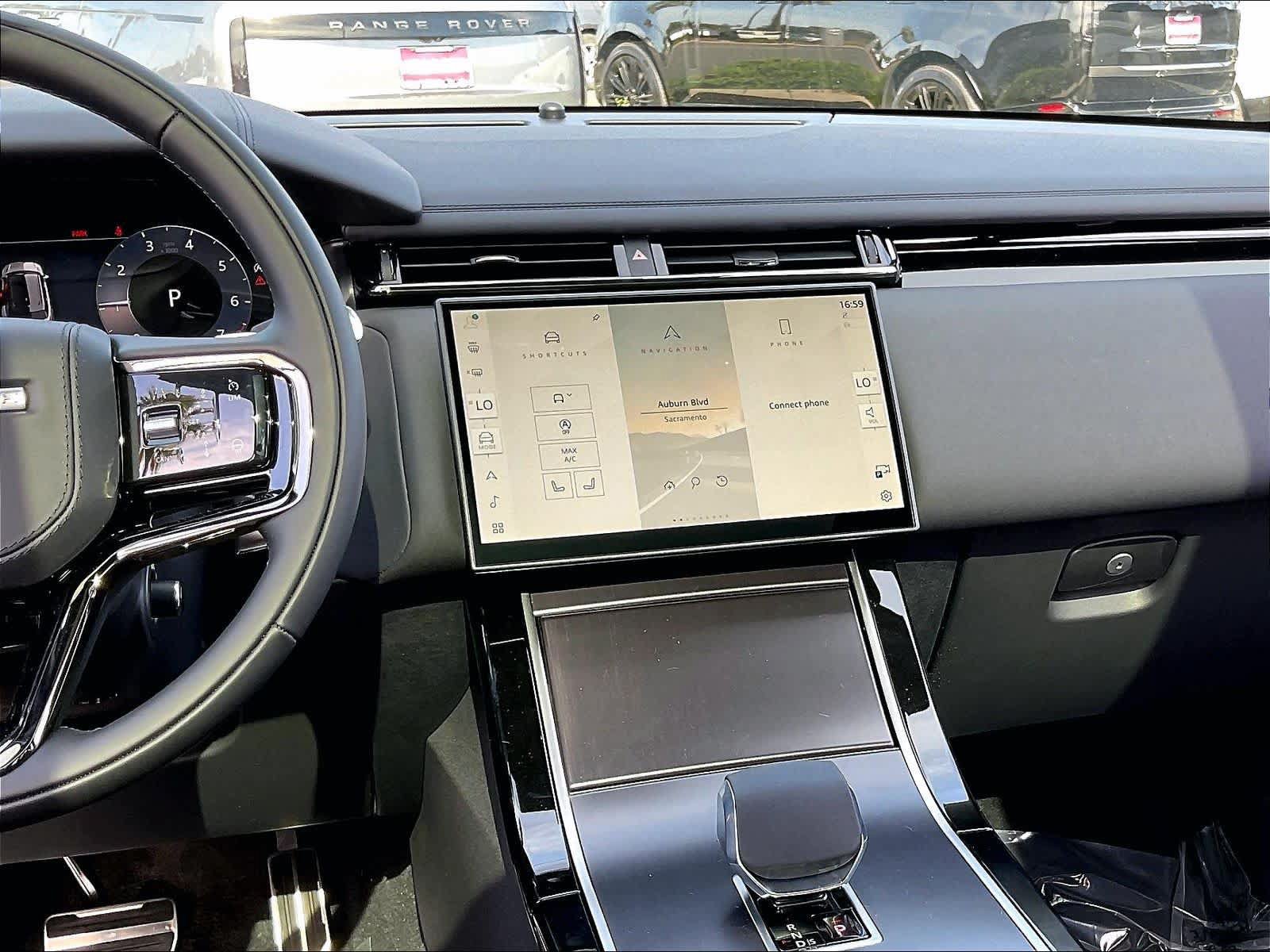 New 2026 Land Rover Range Rover Velar Dynamic SE AWD/4WD image 9