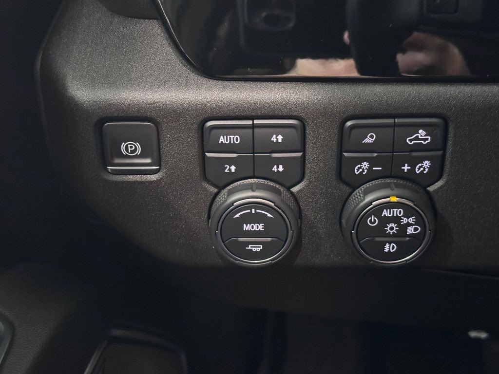 Certified 2023 Chevrolet Silverado 1500 High Country w/ High Country Premium Package image 24