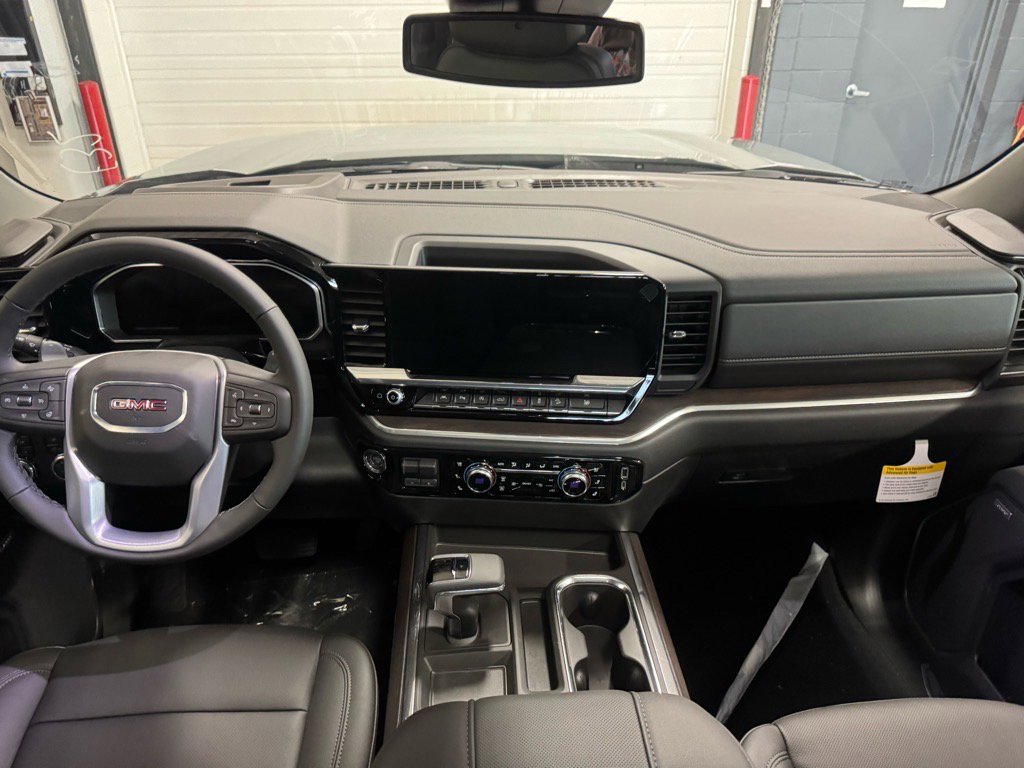 New 2026 GMC Sierra 1500 SLT w/ SLT Premium Plus Package image 14