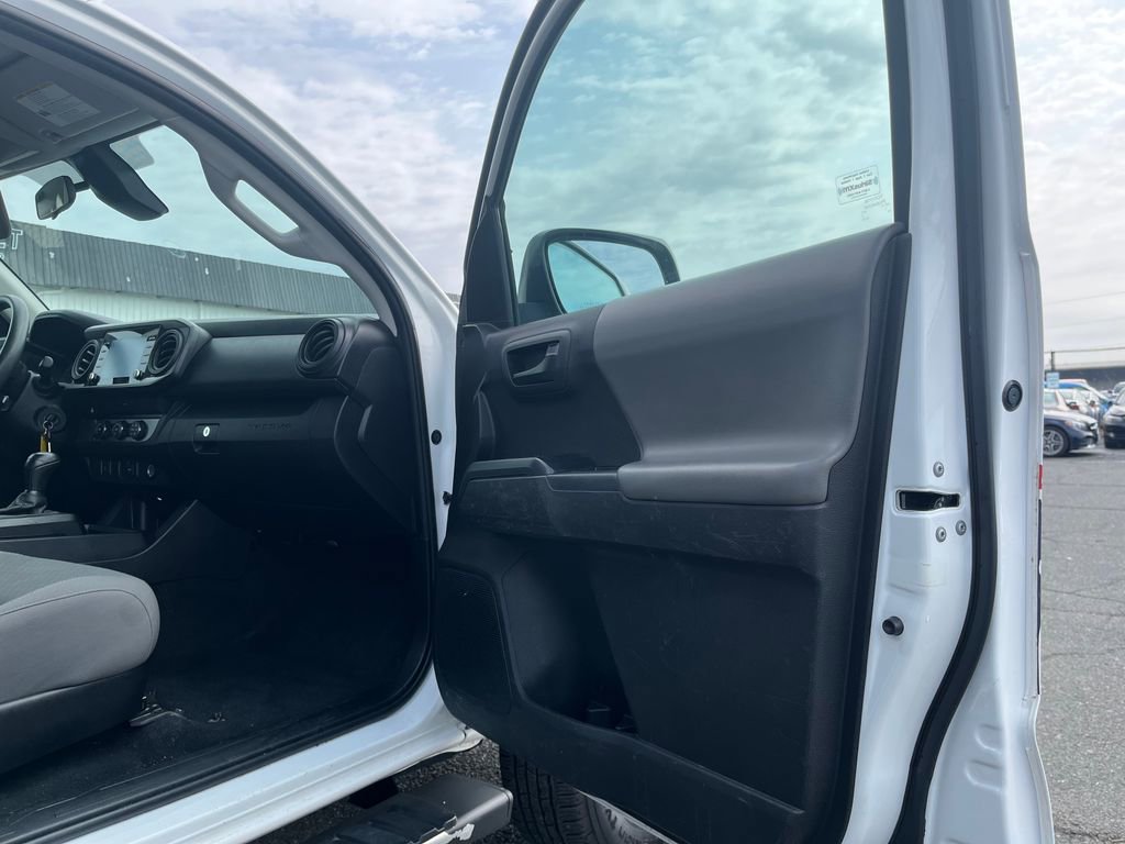 Used 2021 Toyota Tacoma SR image 30