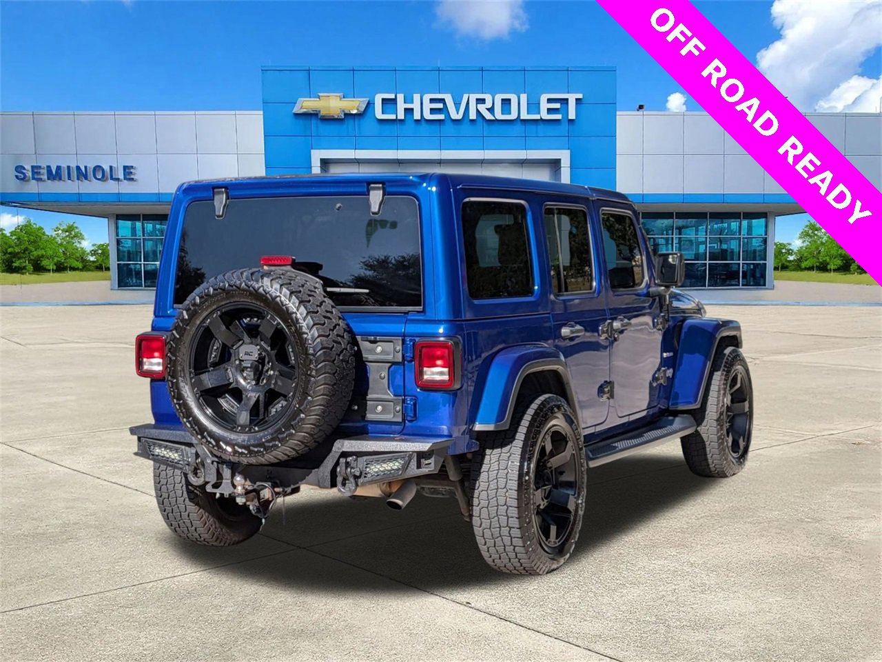 Used 2020 Jeep Wrangler Unlimited Sahara w/ Uconnect 4C Nav & Sound Group image 4