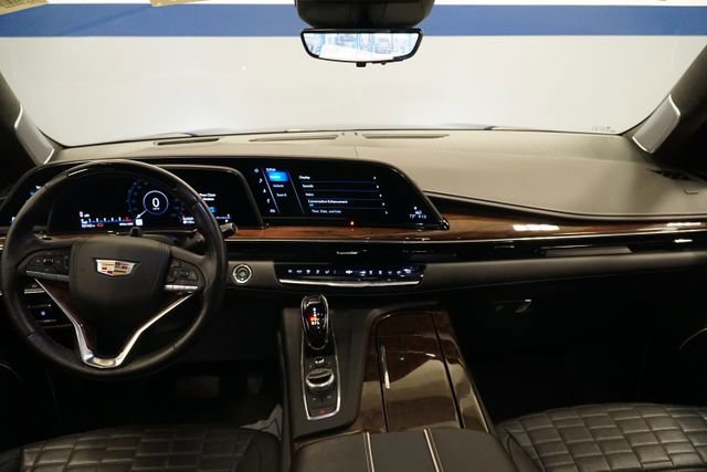 Used 2023 Cadillac Escalade Sport Platinum w/ LPO, ONYX Package AWD/4WD image 13