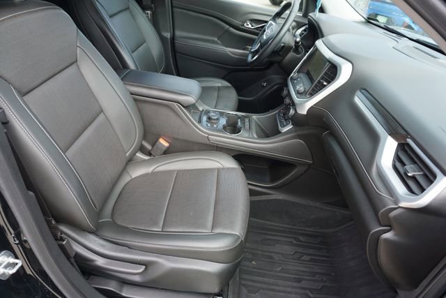 Used 2023 GMC Acadia SLT image 27