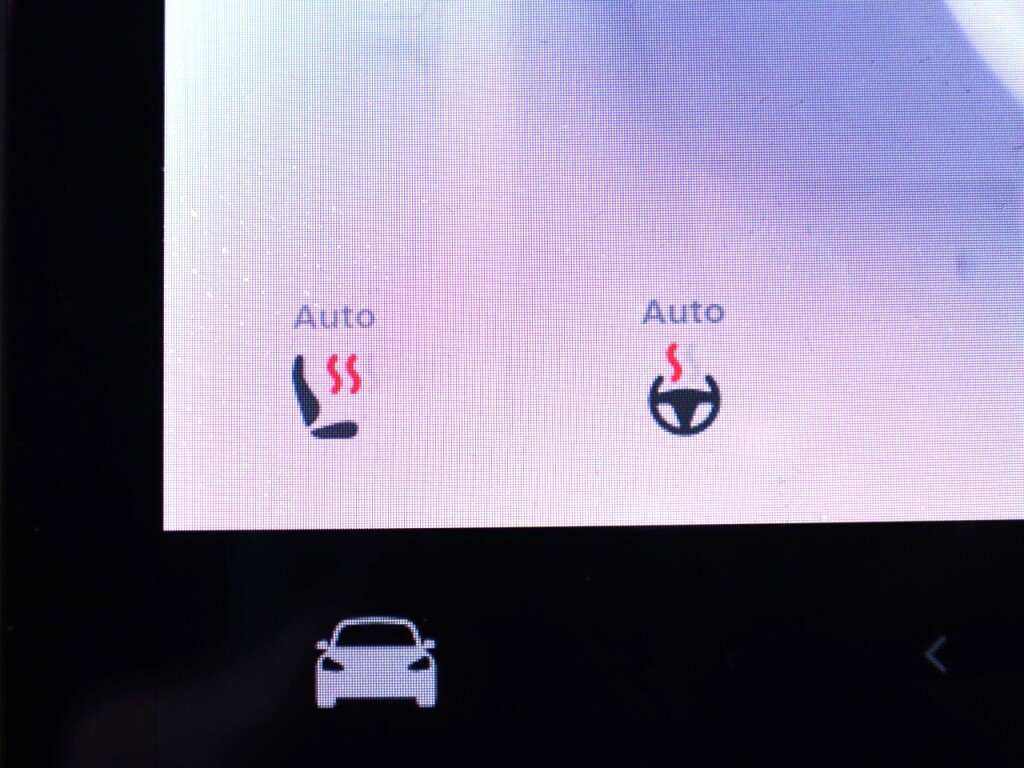 Used 2021 Tesla Model Y Long Range image 18