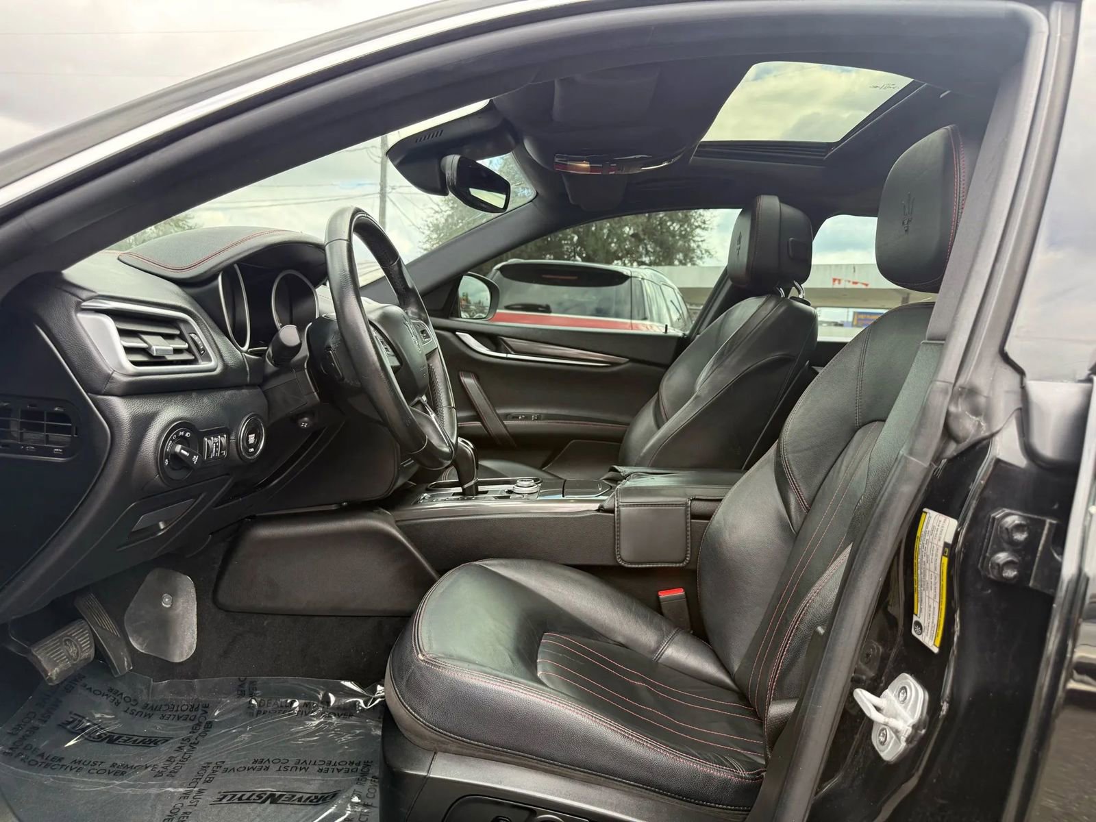 Used 2018 Maserati Ghibli image 9