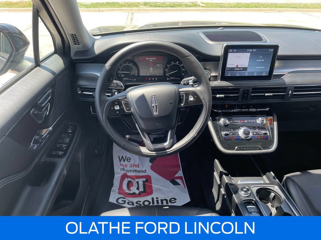 Certified 2022 Lincoln Corsair AWD w/ Equipment Group 101A image 17