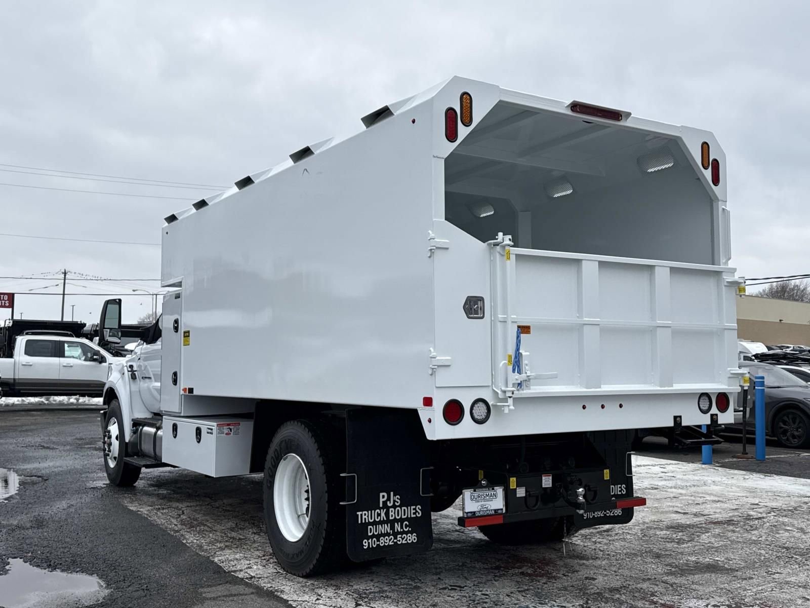 New 2026 Ford F650 2WD Regular Cab Super Duty image 5