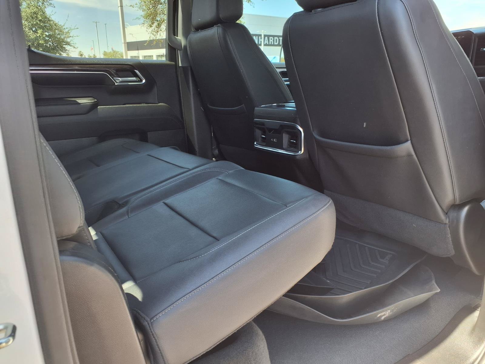 Used 2023 Chevrolet Silverado 1500 LTZ AWD/4WD image 14