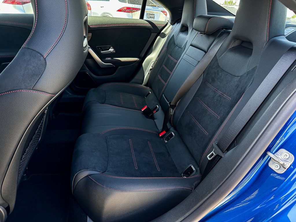 Used 2025 Mercedes-Benz CLA 250 image 18