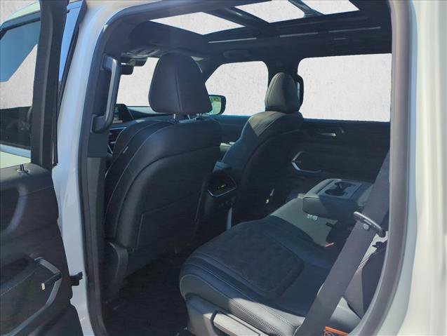 New 2026 Nissan Armada Platinum RWD image 17