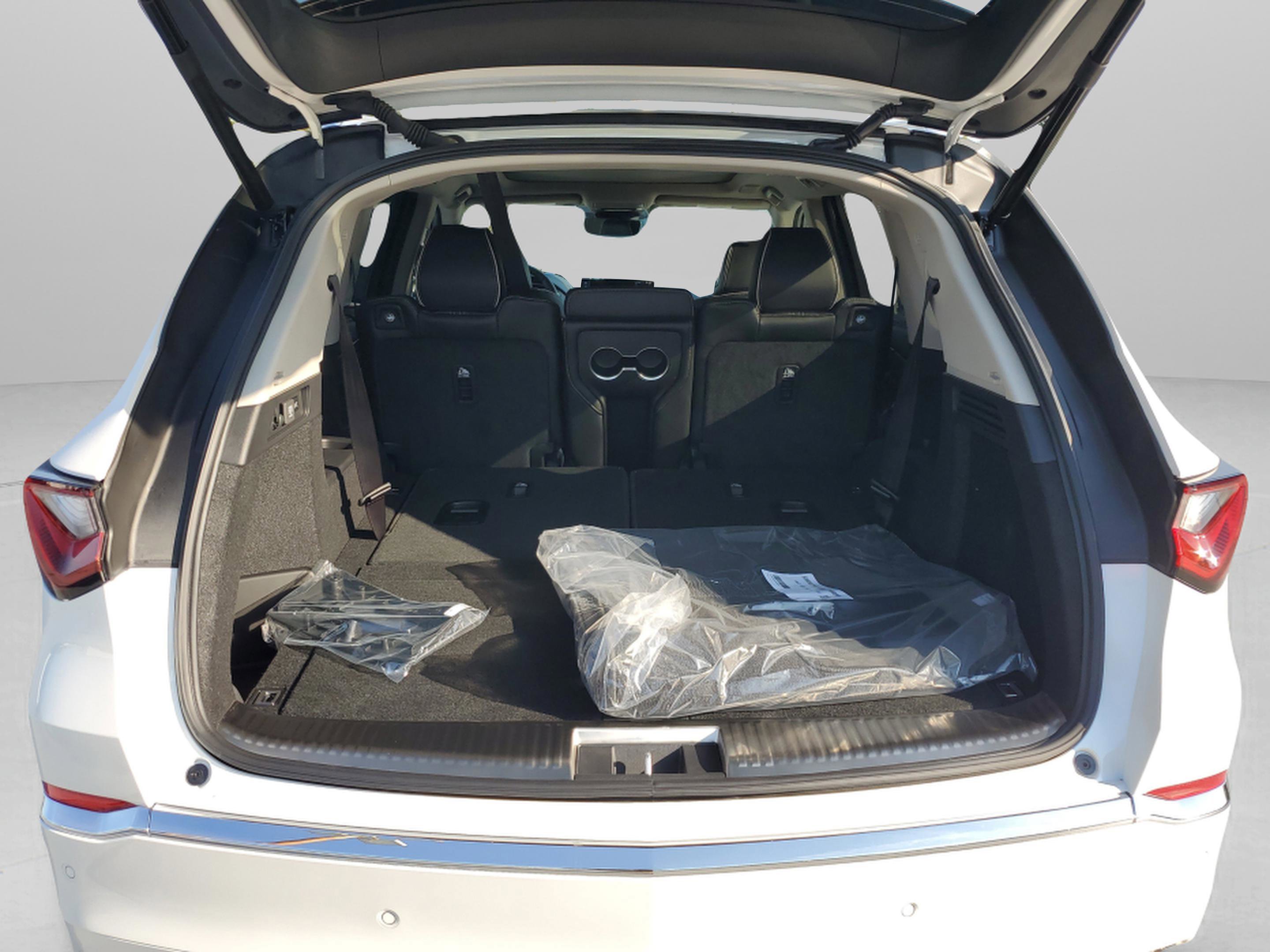 New 2026 Acura MDX SH-AWD w/ Advance Package image 8