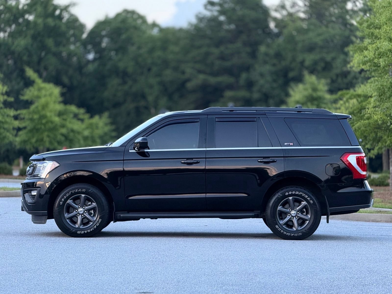 Used 2021 Ford Expedition XL RWD image 9