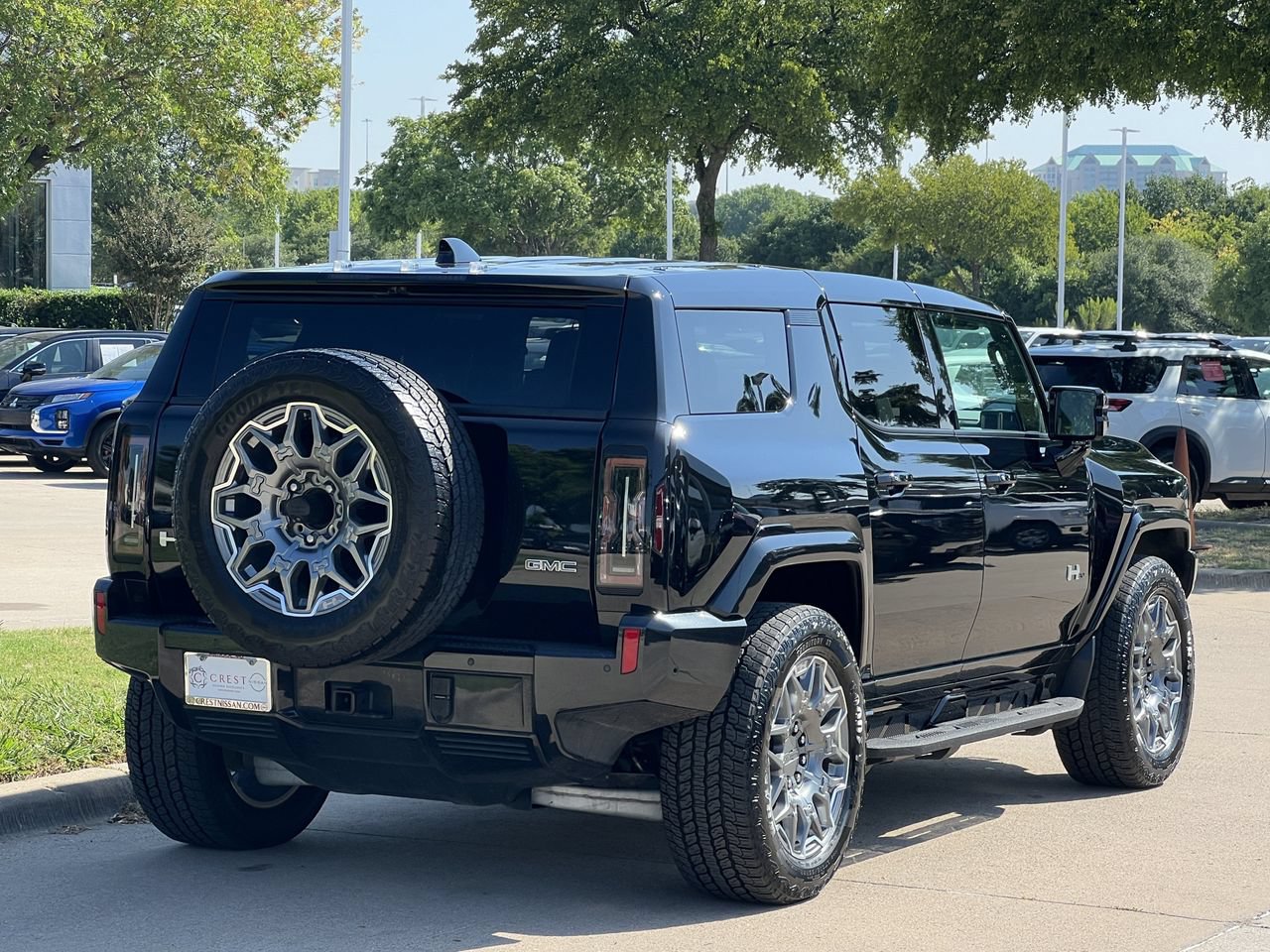 Used 2025 GMC Hummer EV 3X AWD/4WD image 4
