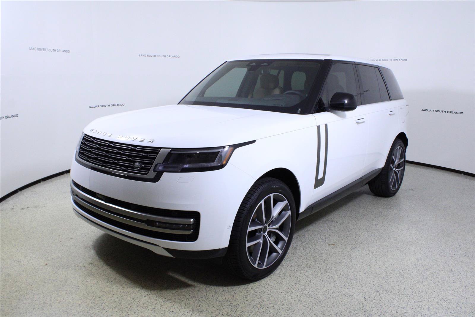 New 2026 Land Rover Range Rover SE AWD/4WD image 4