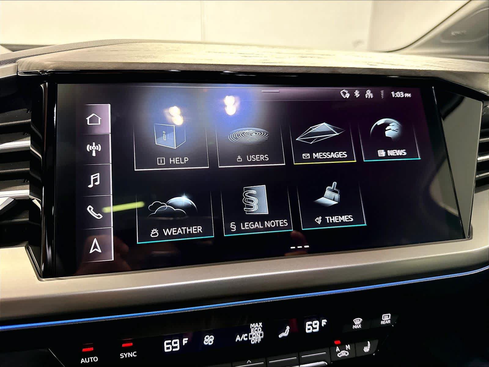 Used 2023 Audi Q4 e-tron Prestige AWD/4WD image 9