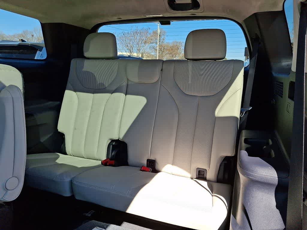 Used 2024 Hyundai Palisade Calligraphy image 10