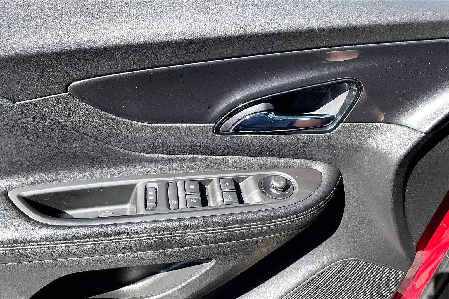 Used 2019 Buick Encore Sport Touring w/ Safety Package FWD image 35