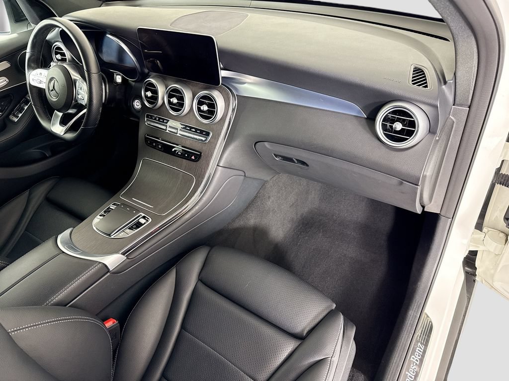 Certified 2022 Mercedes-Benz GLC 300 4MATIC image 17