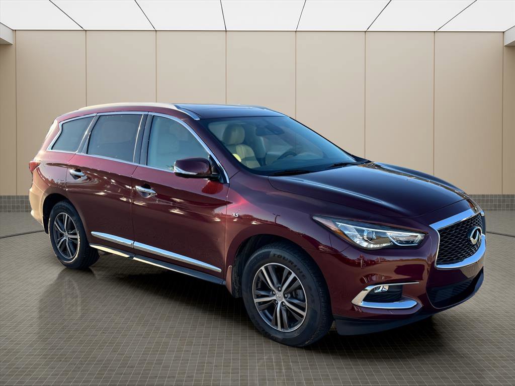 Used 2019 INFINITI QX60 Luxe w/ Essential Package image 2