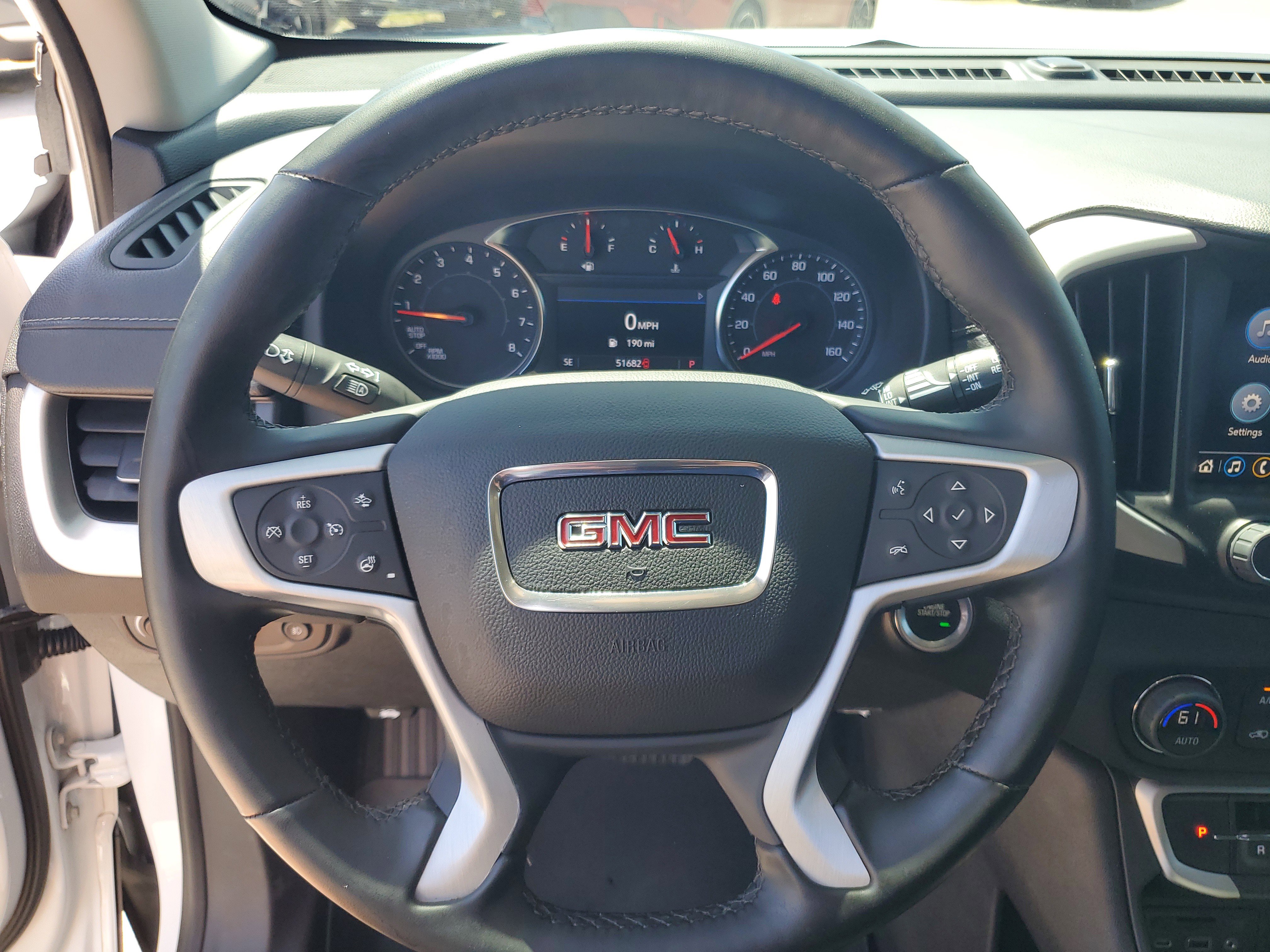 Used 2023 GMC Terrain SLT AWD/4WD image 18
