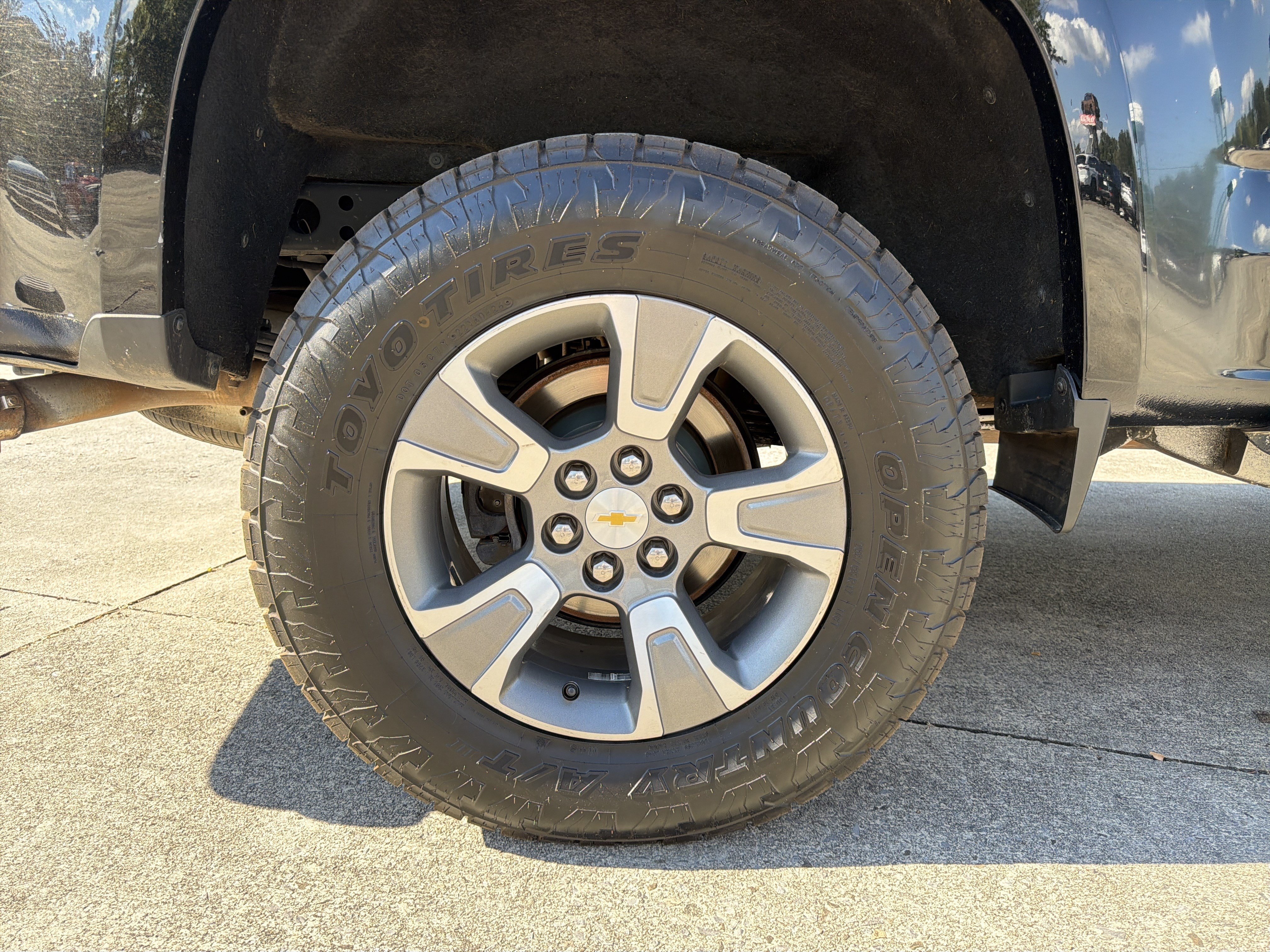 Used 2018 Chevrolet Colorado Z71 AWD/4WD image 17