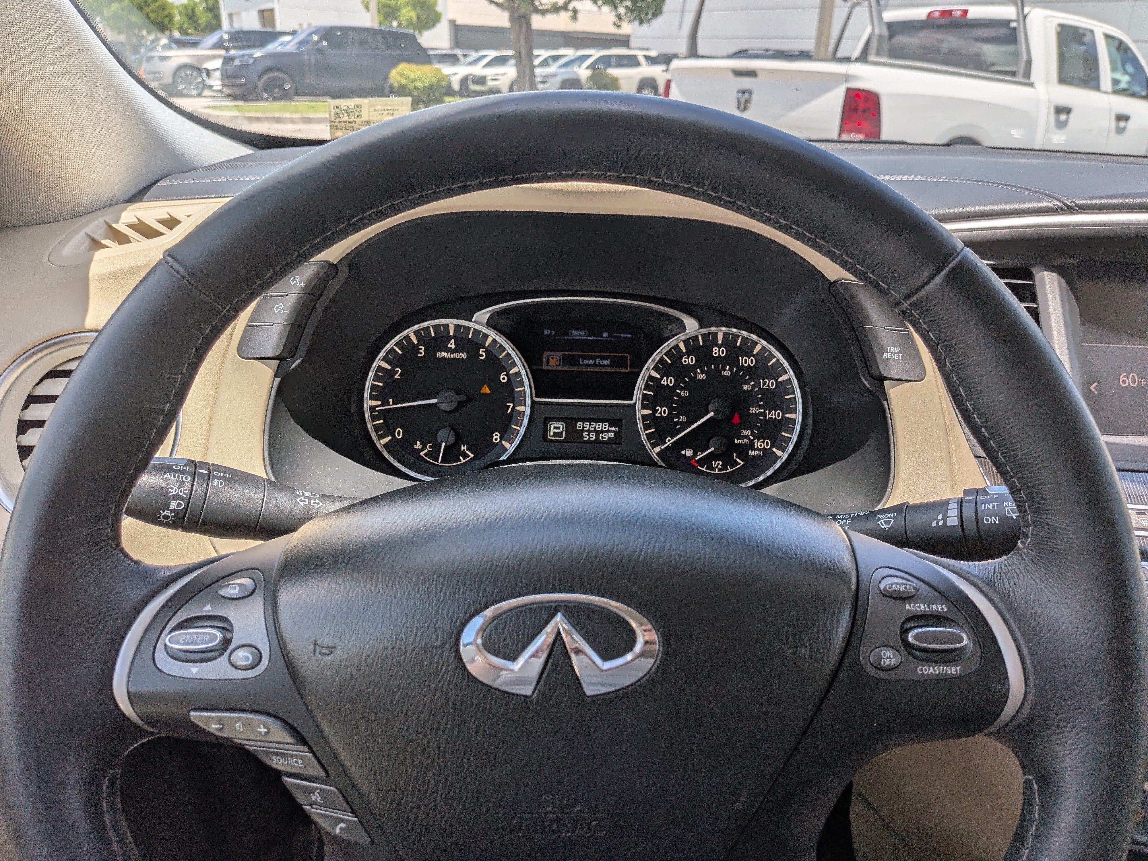 Used 2017 INFINITI QX60 FWD image 28