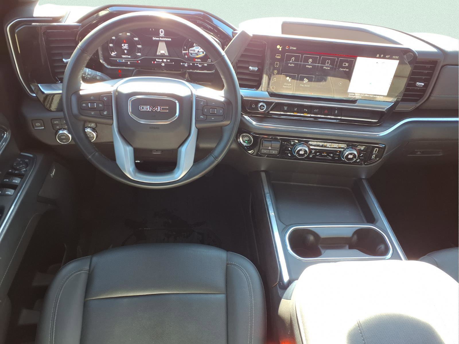 Used 2024 GMC Sierra 3500 SLT w/ SLT Premium Package image 7