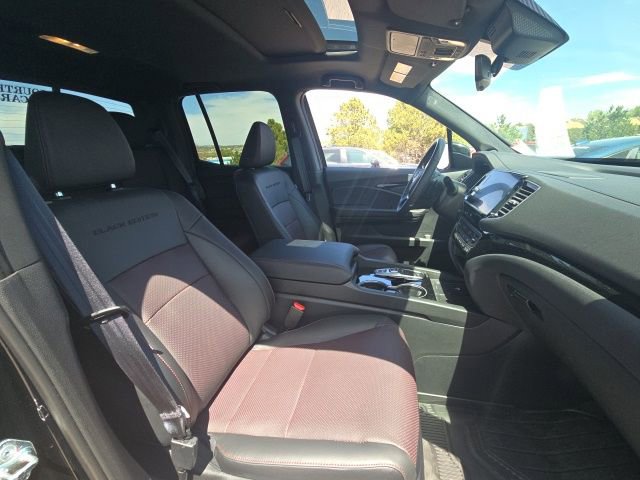 Certified 2025 Honda Ridgeline Black Edition image 19