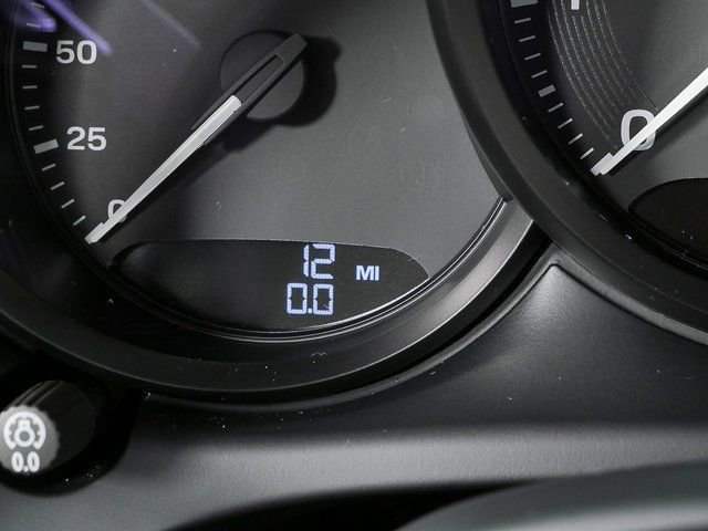 New 2026 Porsche Macan image 9