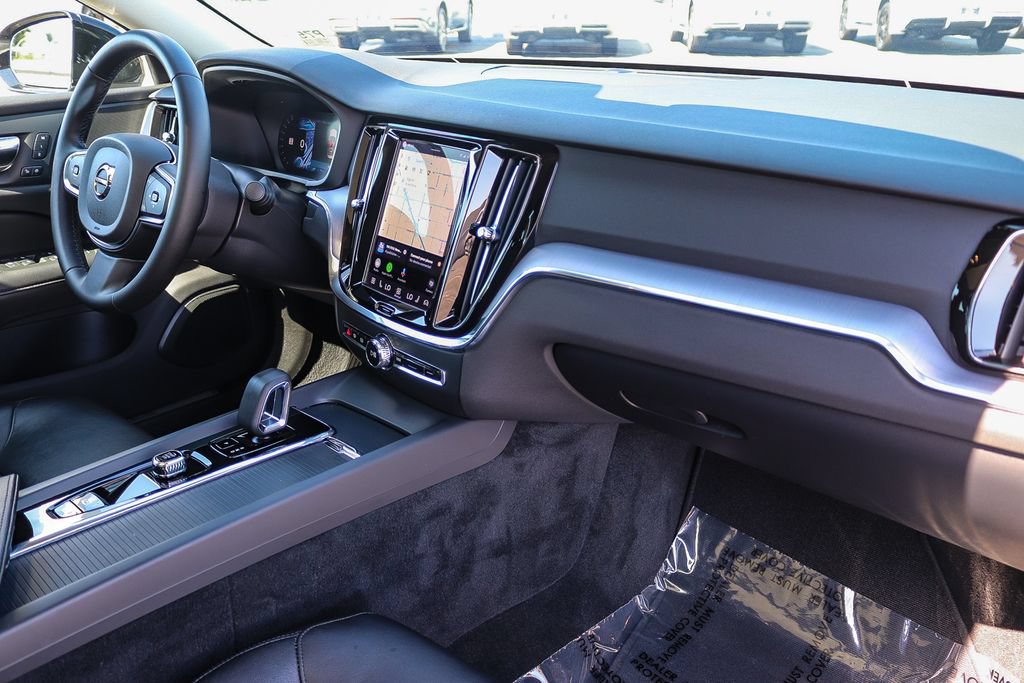 Used 2024 Volvo S60 B5 Core FWD image 15