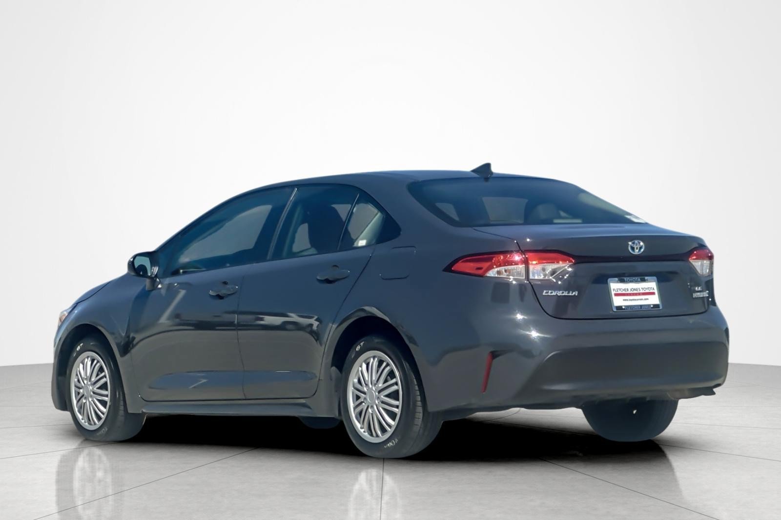 Certified 2024 Toyota Corolla LE FWD image 3