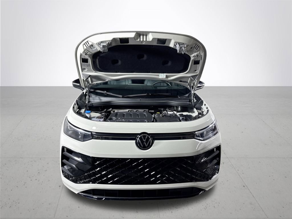 New 2026 Volkswagen Tiguan SE R-Line image 22