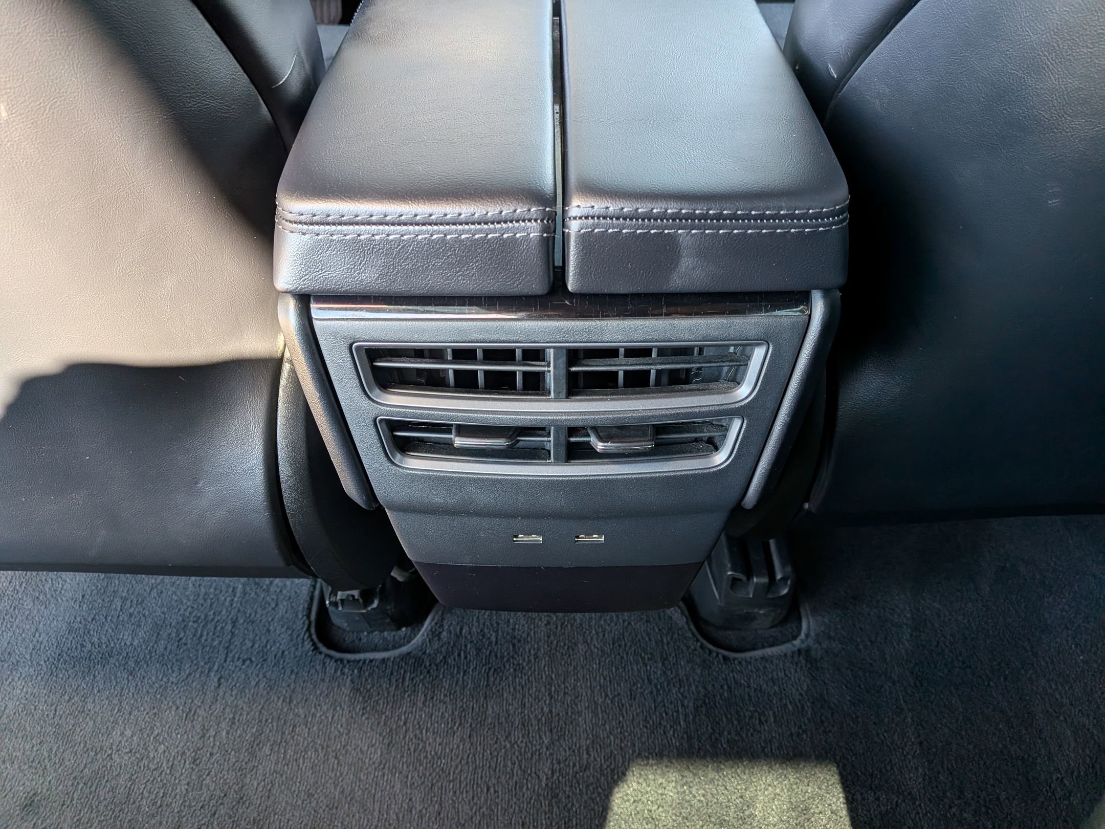 Used 2018 Tesla Model X 75D image 25