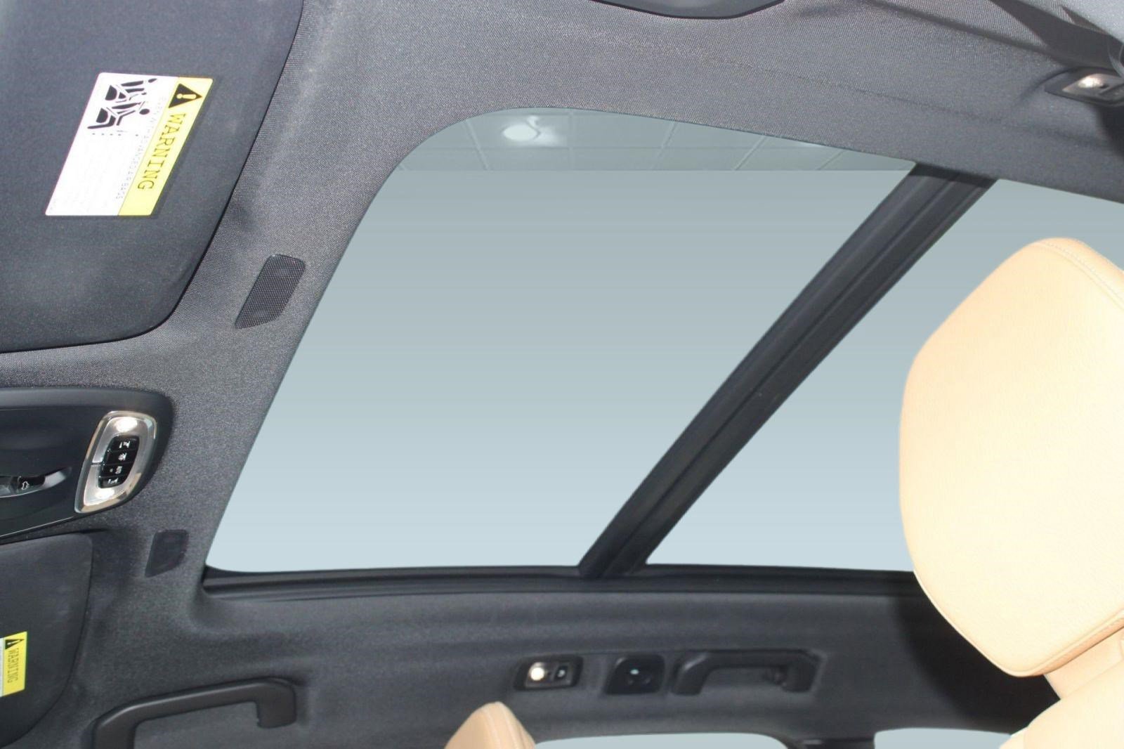 Used 2020 Volvo XC60 T5 Momentum w/ Protection Package Premier image 15