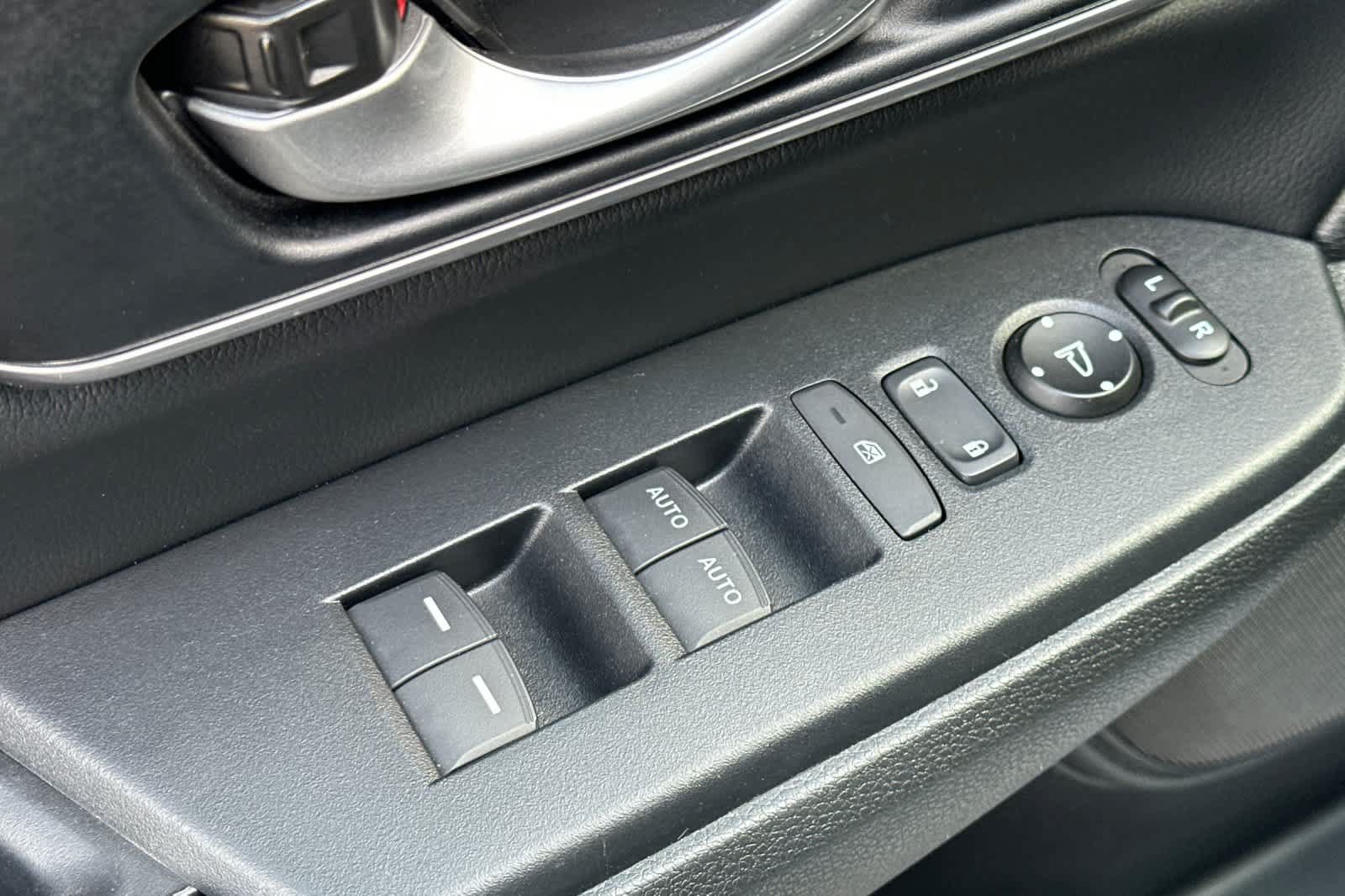 Used 2019 Honda CR-V EX-L image 13