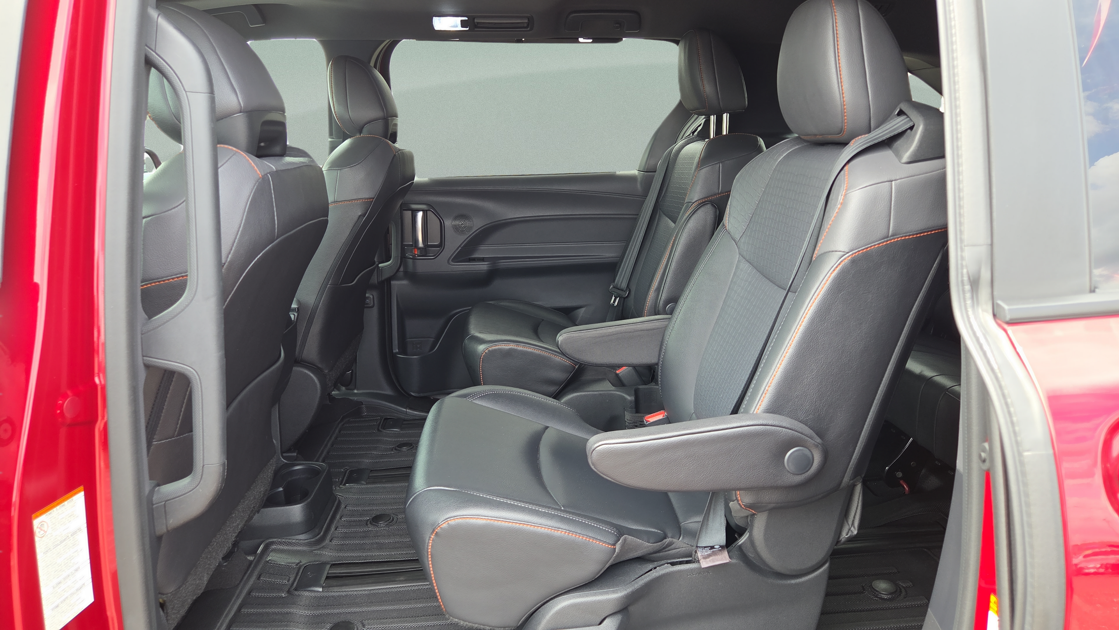 Certified 2021 Toyota Sienna XSE AWD/4WD image 12