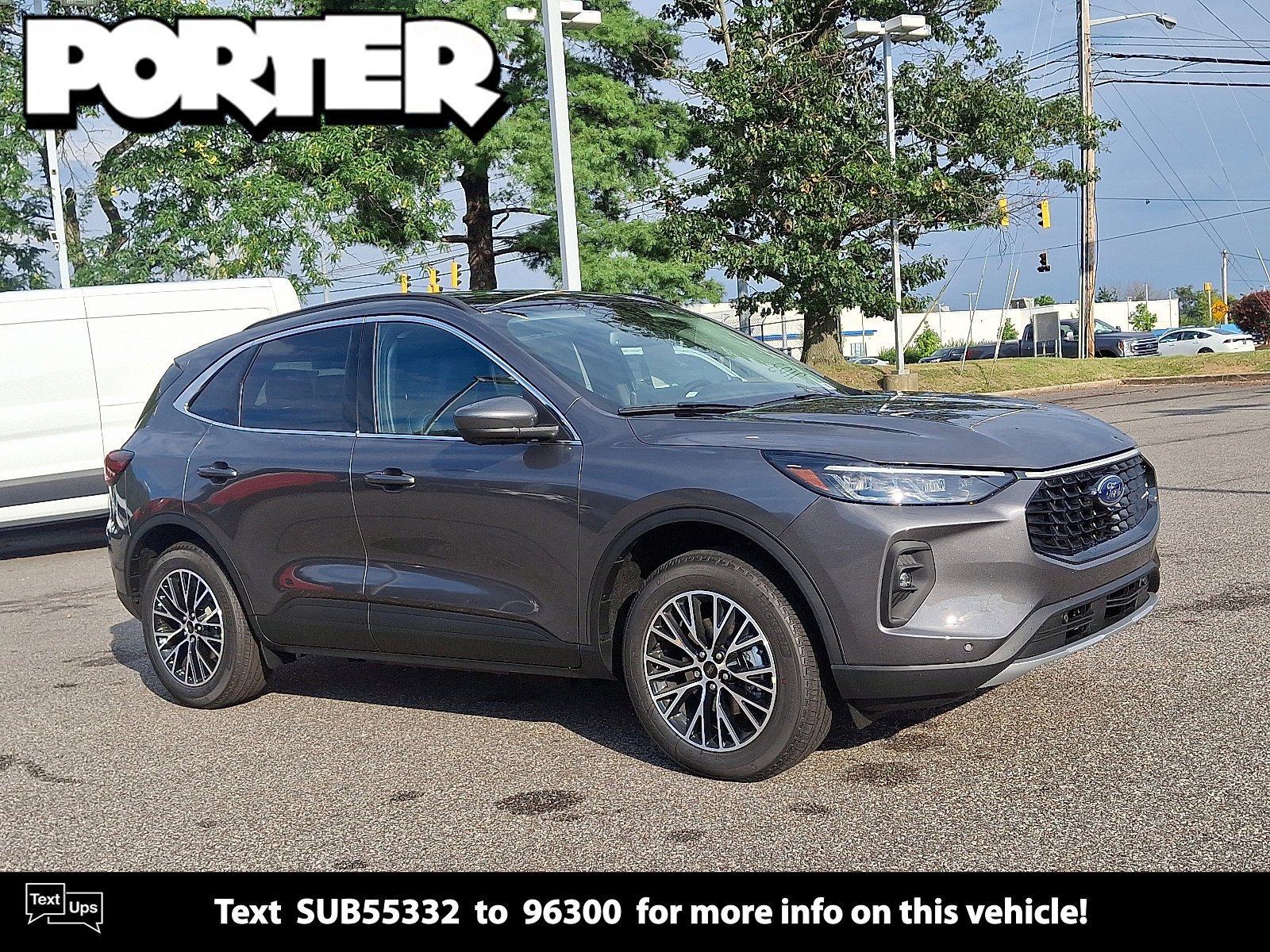 New 2025 Ford Escape SE