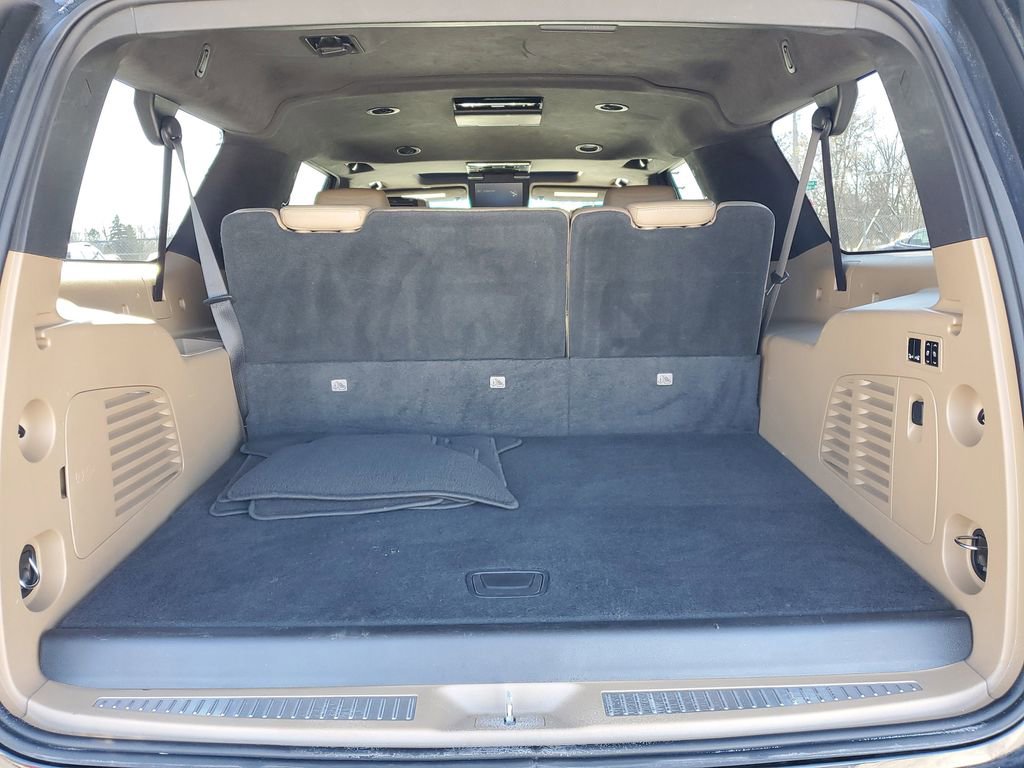 Used 2018 Cadillac Escalade ESV Platinum image 33