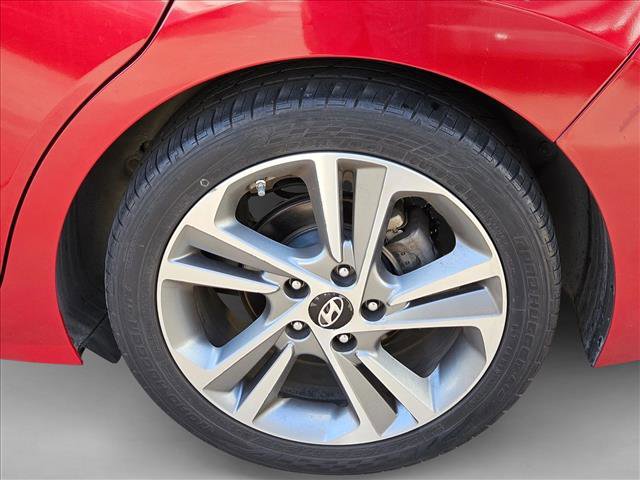 Used 2017 Hyundai Elantra Limited w/ Limited Tech Package 08 image 21