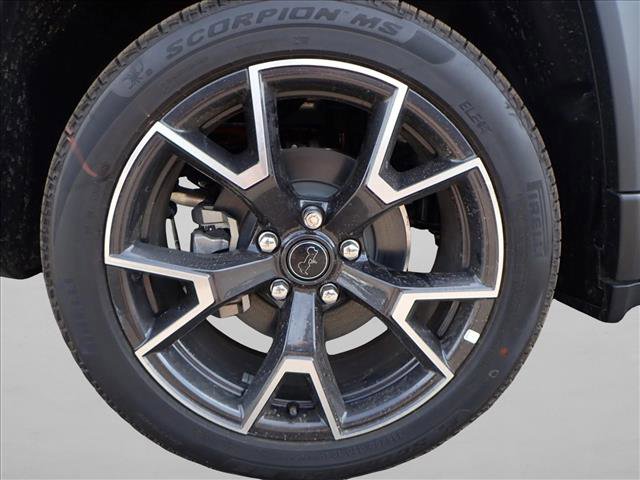 New 2026 Jeep Cherokee Overland w/ Trailer Tow Group image 7