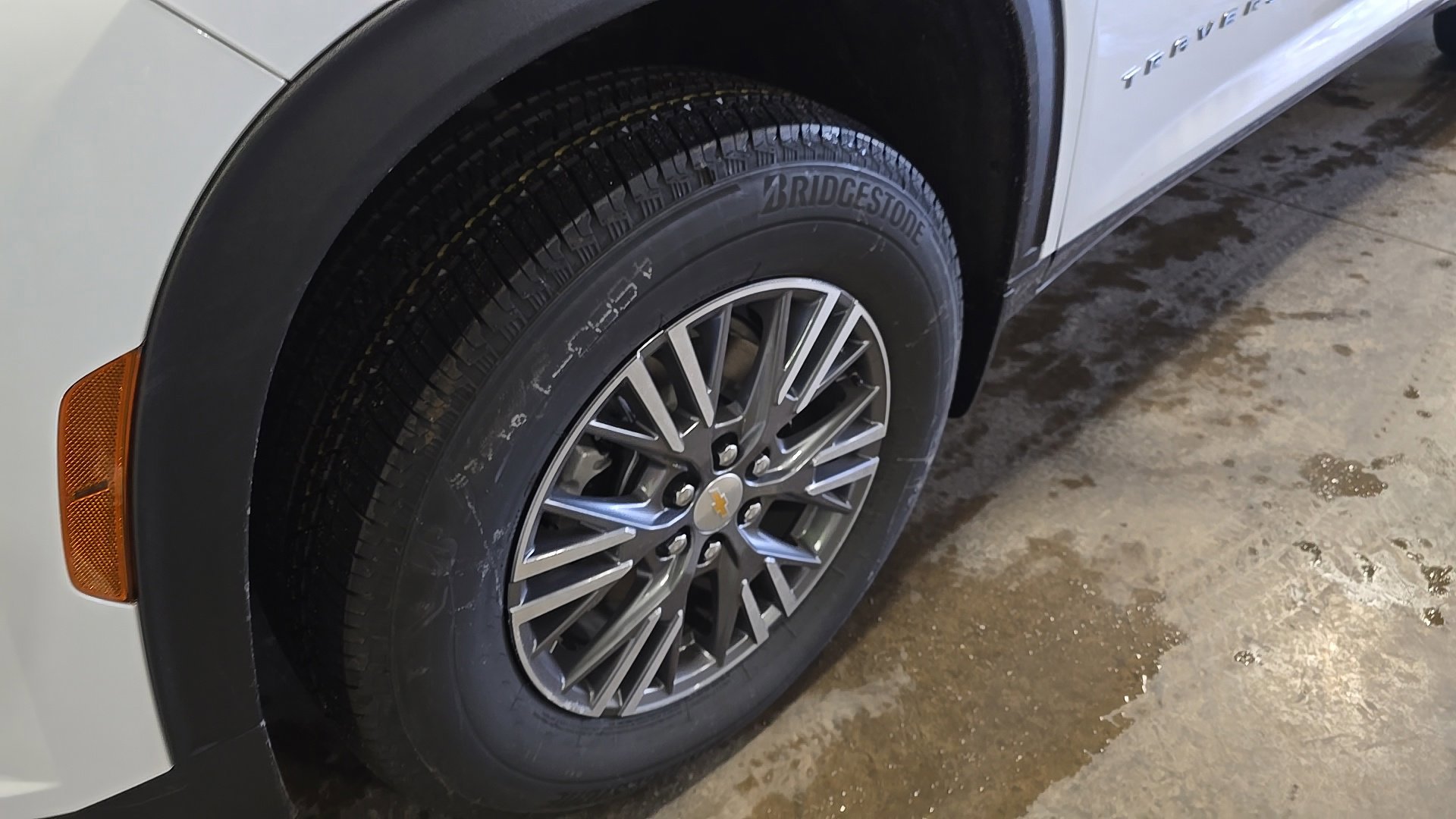 New 2026 Chevrolet Traverse LT image 23