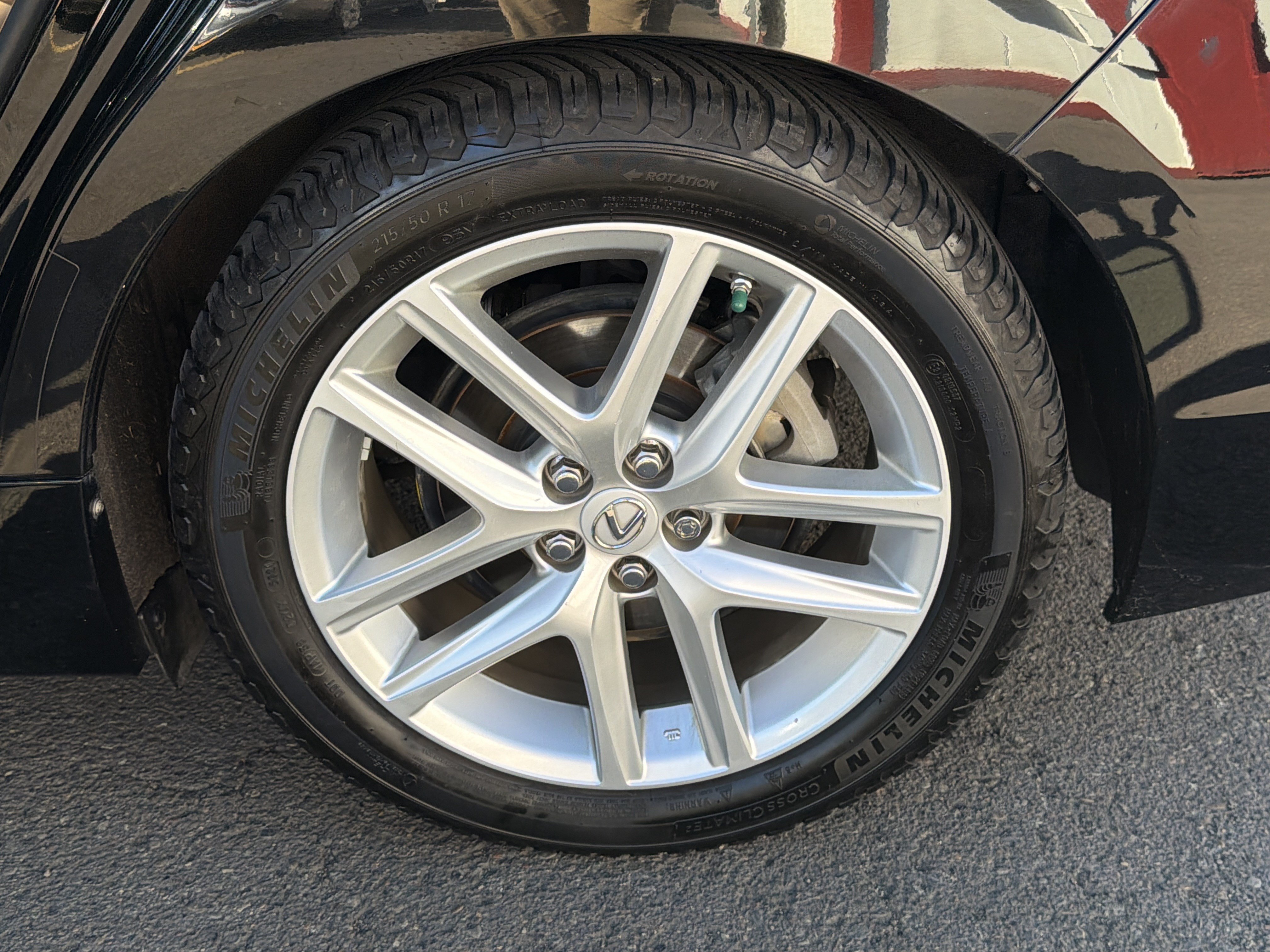 Used 2014 Lexus CT 200h FWD image 27