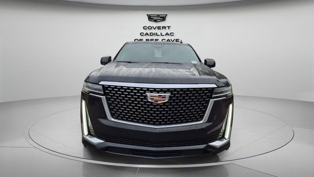 Used 2023 Cadillac Escalade ESV Luxury image 2