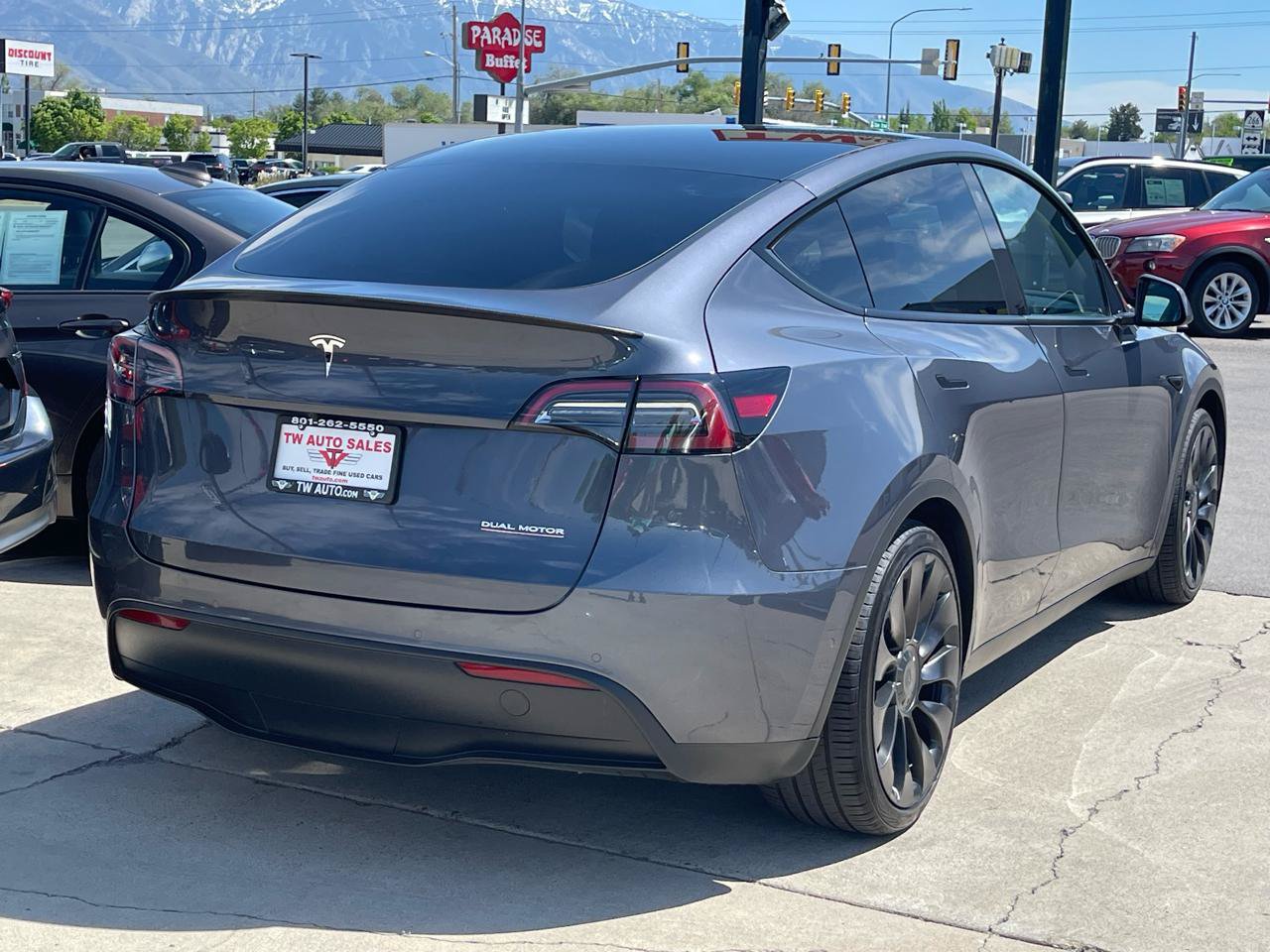 Used 2022 Tesla Model Y Performance AWD/4WD image 5