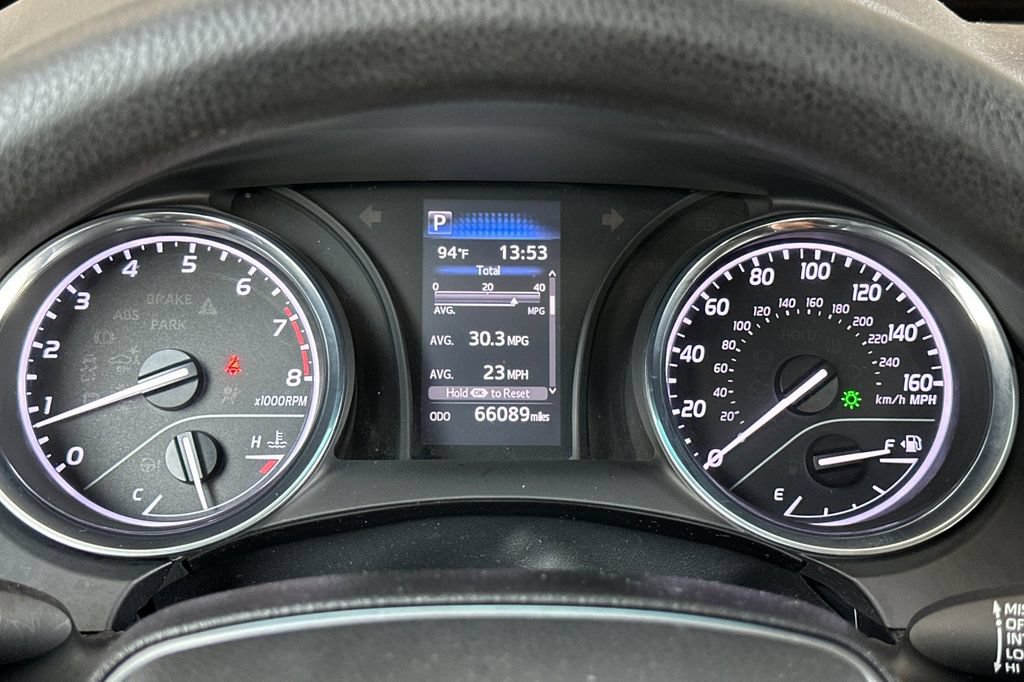 Used 2020 Toyota Camry LE FWD image 22